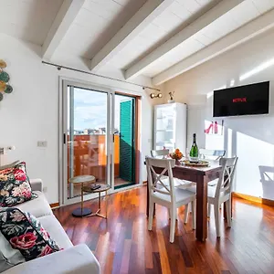 Apartment Casa Cosy Venini, Milan