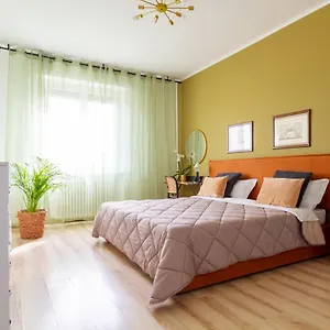 Apartment Station - Via Gioia 71 - M3 Sondrio, Milan